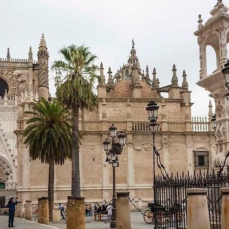 Abades Cathedral Oasis Apartment Seville Luaran gambar