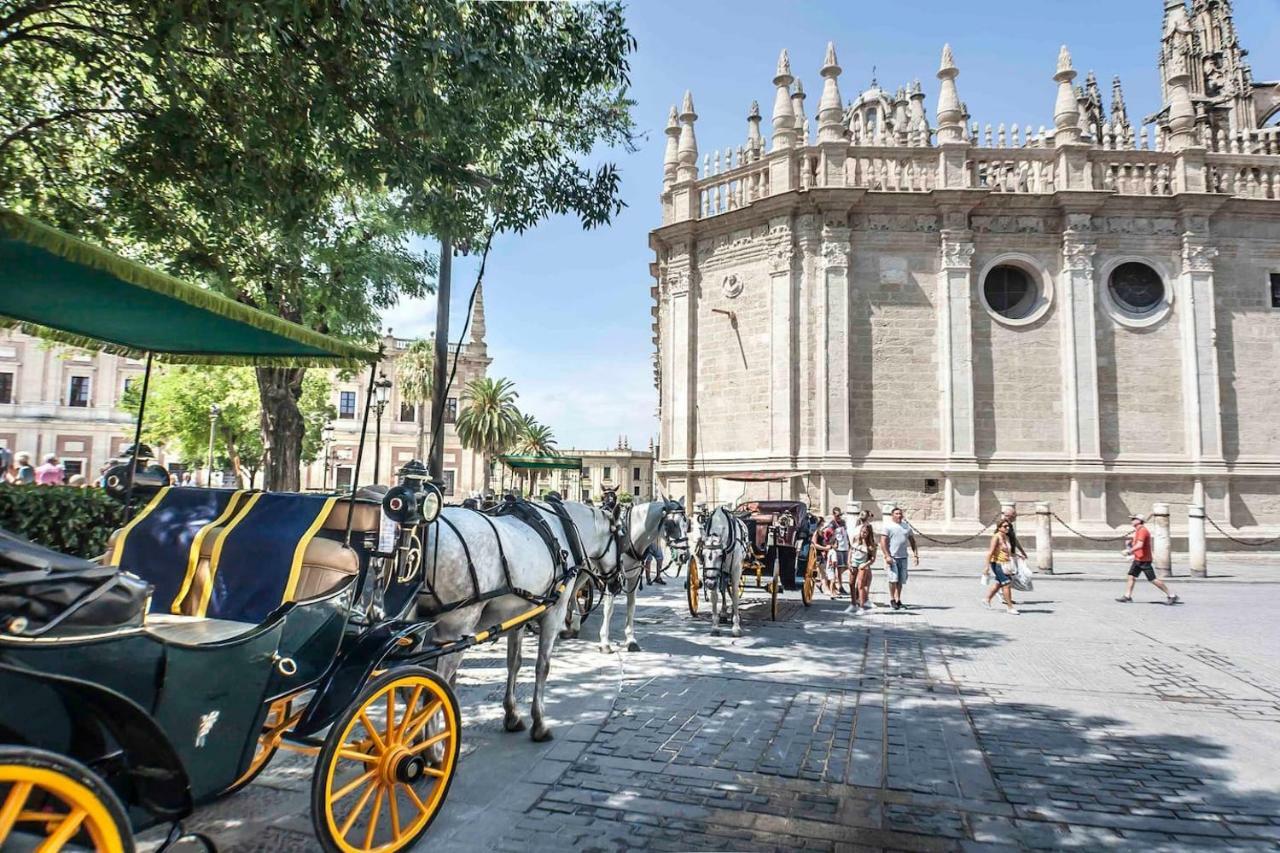 Abades Cathedral Oasis Apartment Seville Luaran gambar