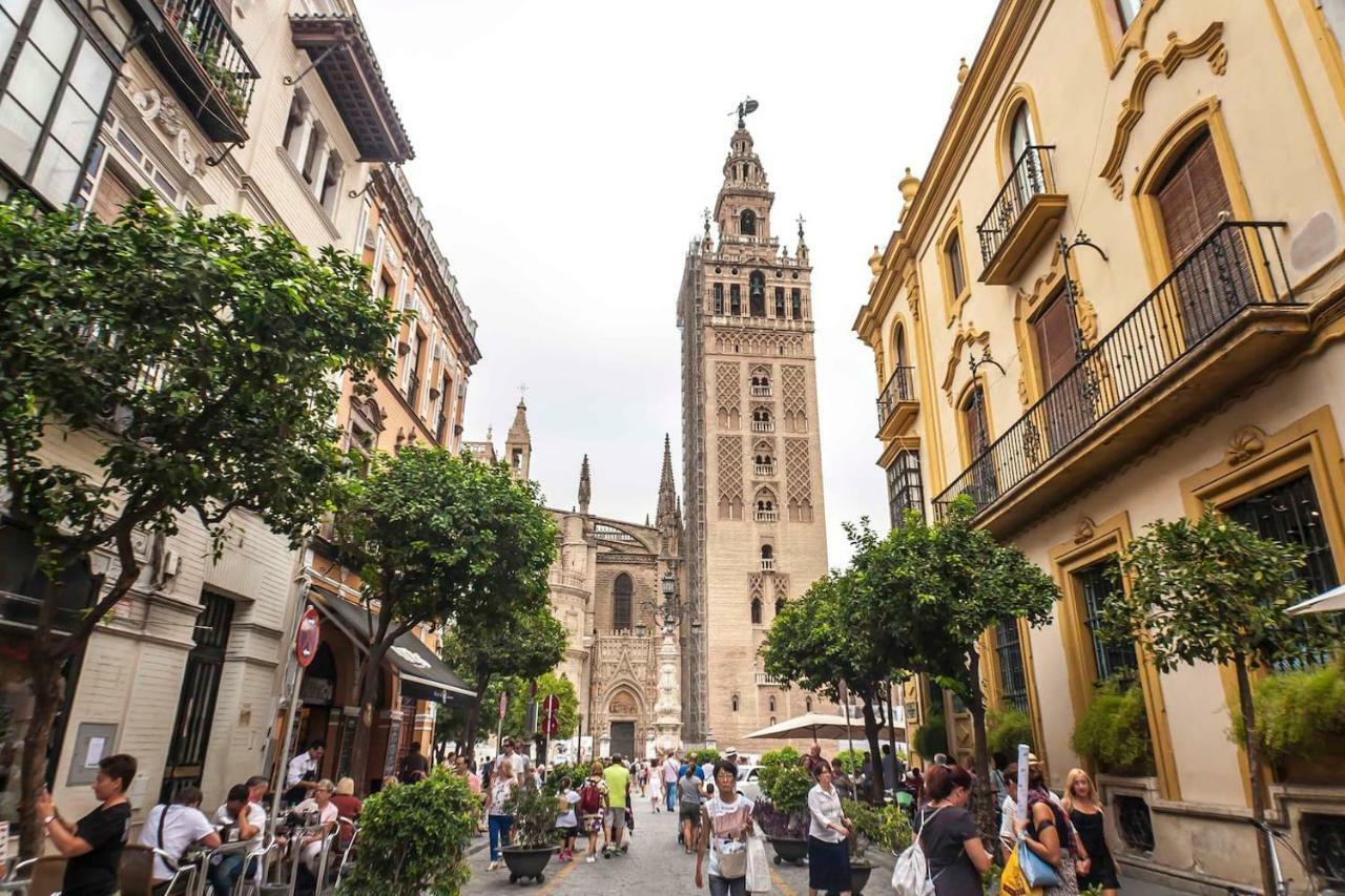 Abades Cathedral Oasis Apartment Seville Luaran gambar