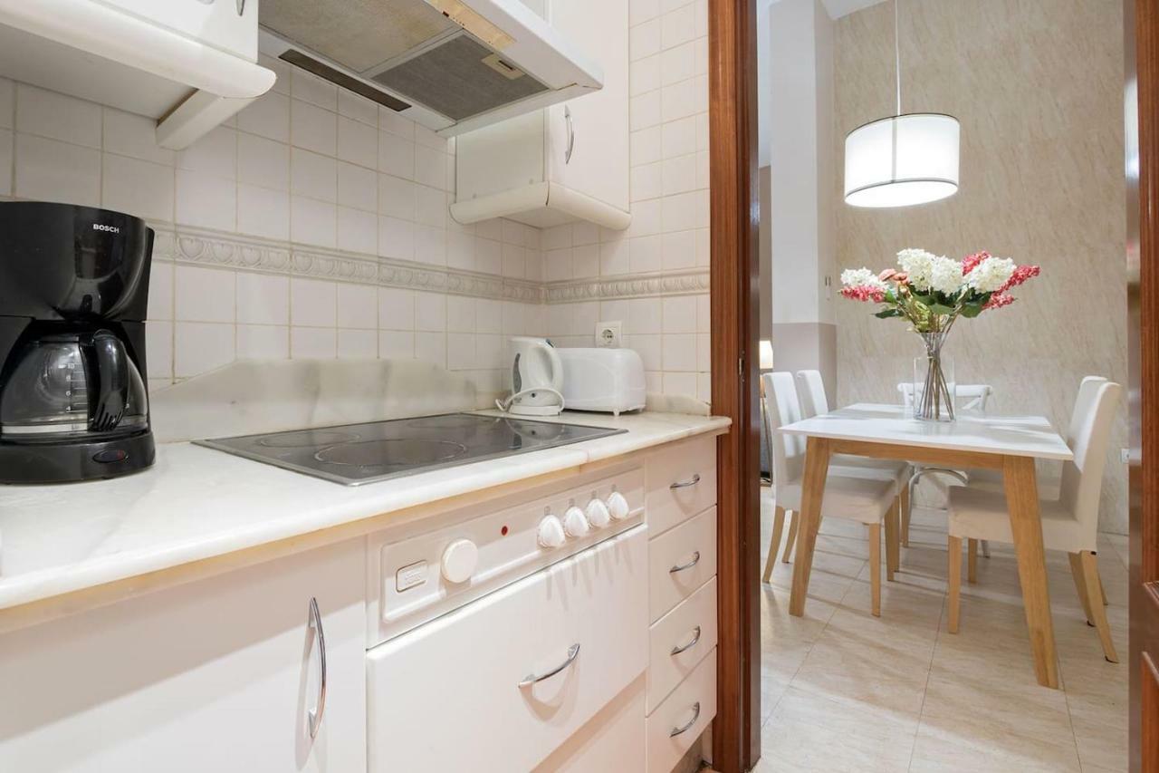 Abades Cathedral Oasis Apartment Seville Luaran gambar