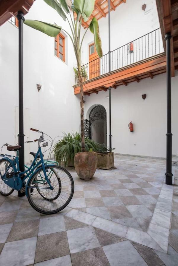 Abades Cathedral Oasis Apartment Seville Luaran gambar